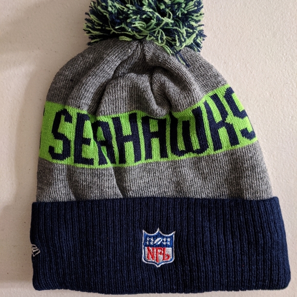 Seattle Seahawks Knit Beanie with Pom Pom - NFL - Picture 2 of 6